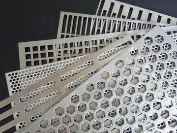 China Rundes Loch-Muster-perforiertes Blech, architektonische perforierte Metallplatten fournisseur