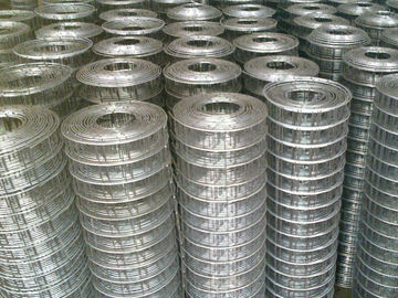China 1x1 galvanisierte geschweißte Draht-Zaun-Platten mit quadratischem Loch für züchtende Industrie fournisseur